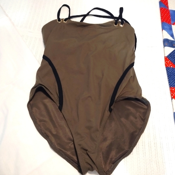 Spanx Olive Green One-Piece Swimsuit with Black Straps - Picture 9 of 9